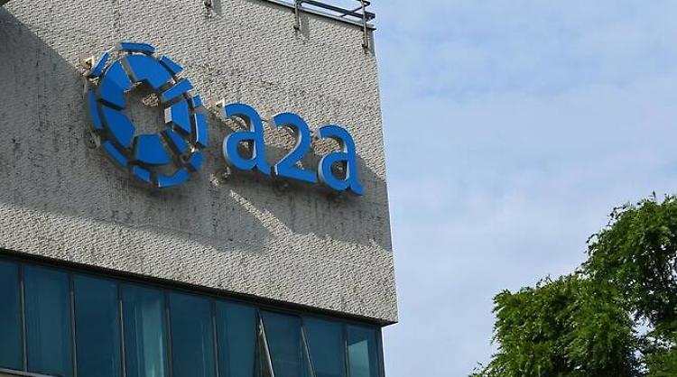 A2A: bonus in bolletta e fondi alla Croce Rossa per l'Ucraina