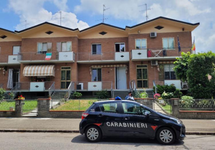 Bimbo caduto nel Modenese, la babysitter ha confessato