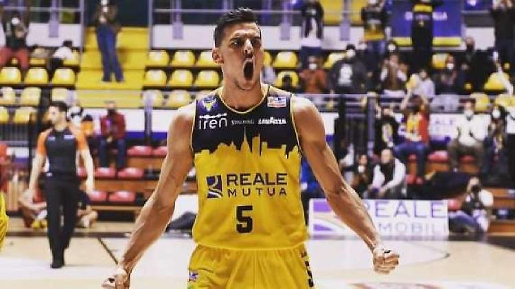 Basket, Mirza Alibegovic è un giocatore della Vanoli Basket Cremona