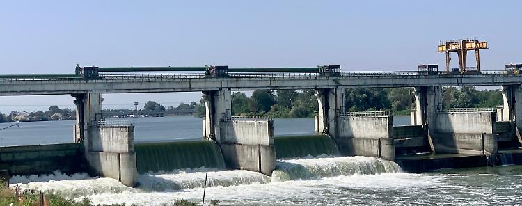 Isola Serafini, centrale elettrica ancora ferma