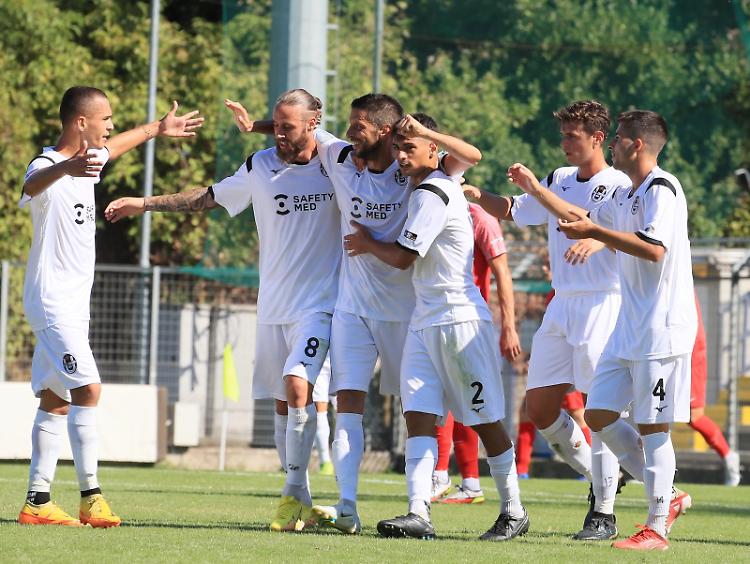 Calcio, primo punto in campionato per il Crema