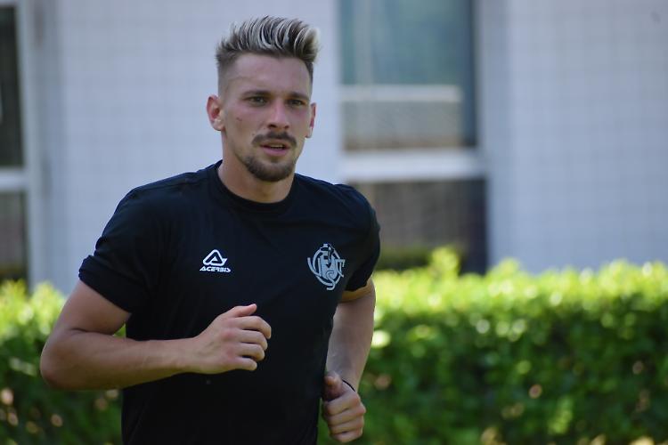 Calcio, il portiere Radu: "Sto bene alla Cremonese, punto la Nazionale"