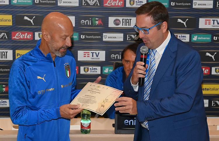 A Gianluca Vialli il Premio "Un Cuore da Leone - Gian Luigi Corti"