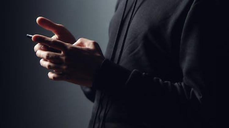 Telecamere in casa: minacce e stalking alla ex, fermato