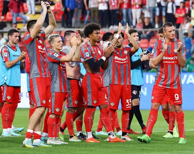 Calcio. Cremonese, a Salerno fiducia e tanto coraggio per sbloccarsi