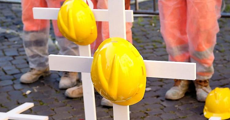 Incidenti lavoro: muore in azienda di demolizione auto