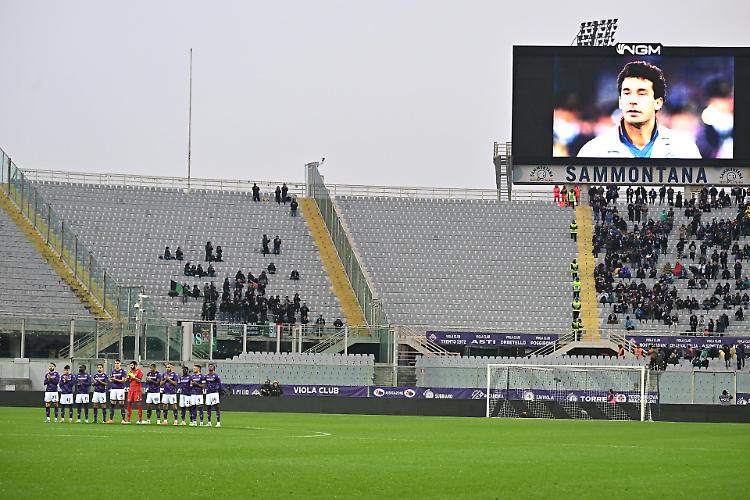 Un minuto di silenzio per Vialli prima di Fiorentina-Sassuolo