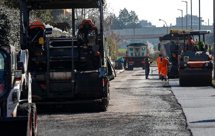 Viabilità, un 2023 scandito dai cantieri: «Strade e incroci, si cambia»