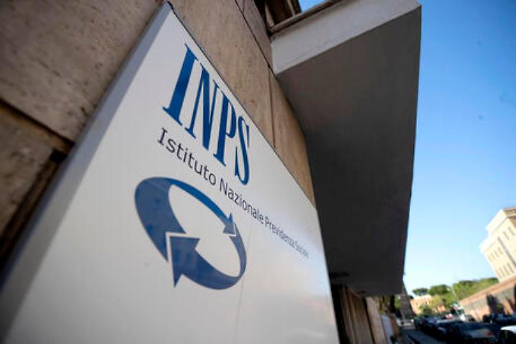 Inps: in II semestre 2022 boom certificati malattia, +29,9%