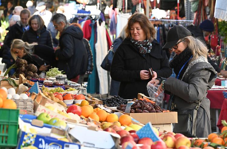 Istat lima al ribasso l'inflazione di marzo al 7,6%