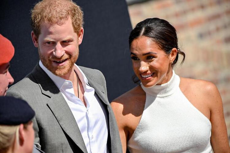 'Harry e Meghan inseguiti da paparazzi, rischiata la tragedia' 