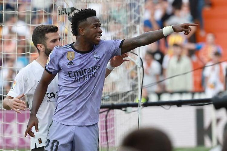 Razzismo nel calcio, caso Vinicius: il Brasile farà denuncia formale alla Spagna