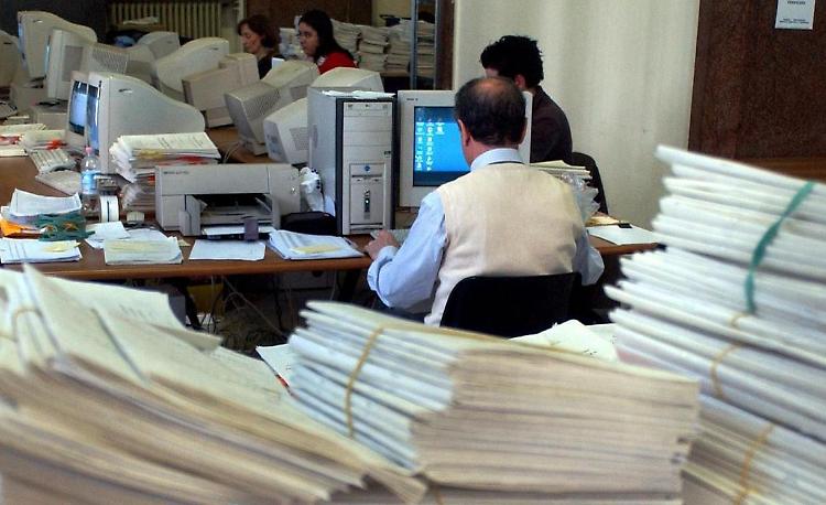 «Burocrazia e complicazioni rallentano 8 aziende su 10»