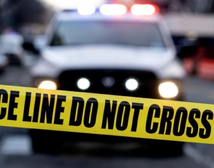 Bimbo di 2 anni spara e uccide la madre incinta negli Usa