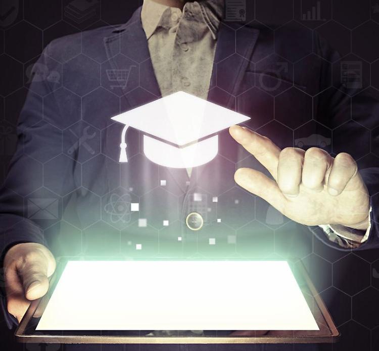 Dalla collettività di studio alle facoltà senza umanità 