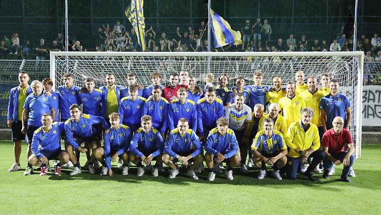 Calcio serie C: festa Pergolettese tra murales e presentazione delle squadre 