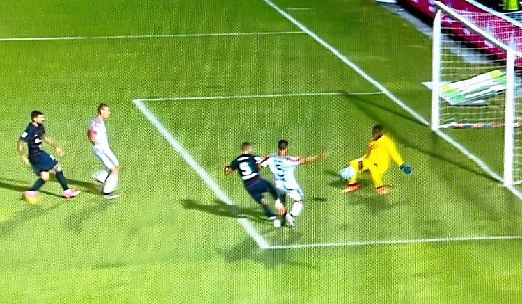 Calcio serie B:  a fine primo tempo la Cremonese ferma sul pareggio a Cosenza