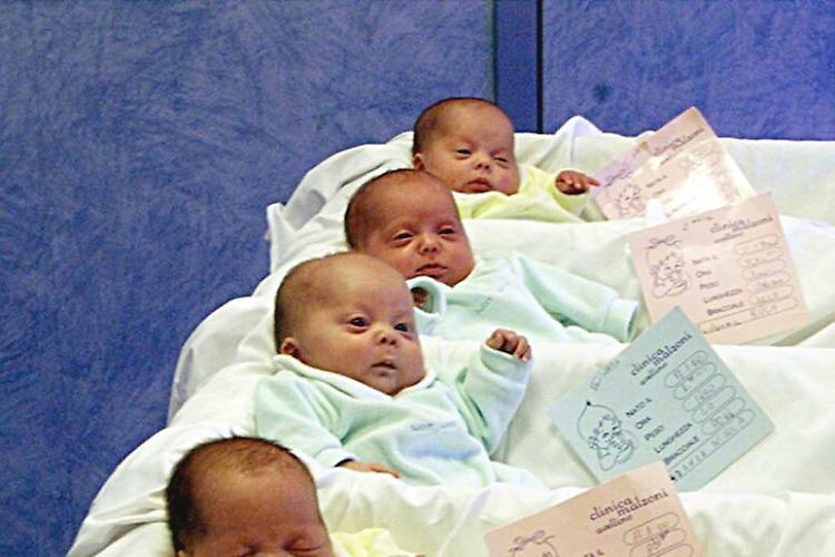 Nel 2024 nasce una nuova professione: l'assistente materna