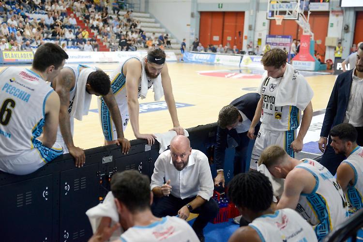 Basket serie A: 'Questa Vanoli è la stessa dello scorso anno. Sotto con Venezia'