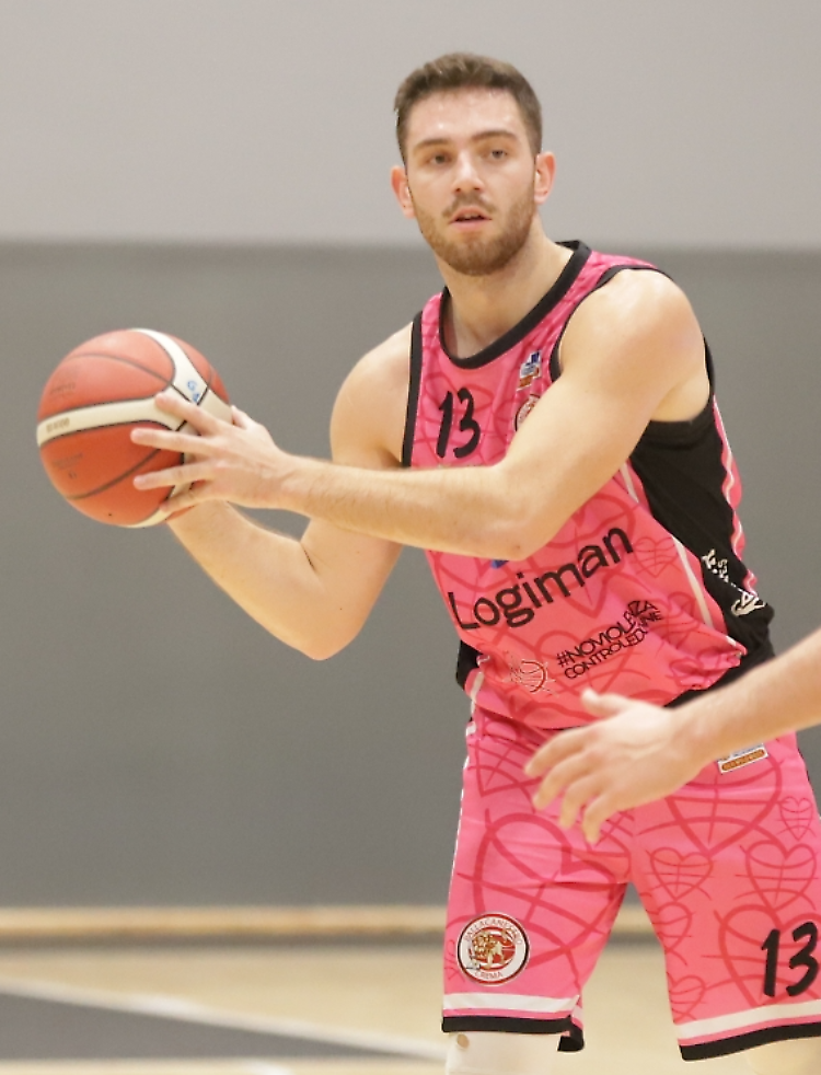 Basket. La Logiman cala il tris: Sant'Antimo al tappeto