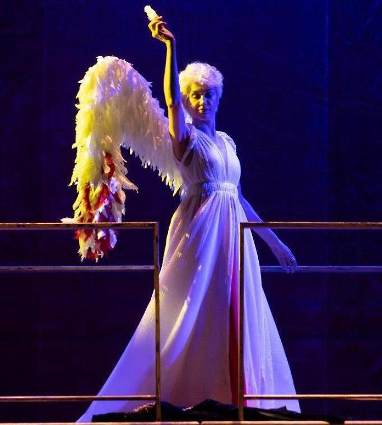 Sfide fra regine in versione pop