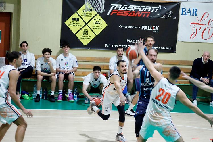 A Piadena il derby è di Pizzighettone