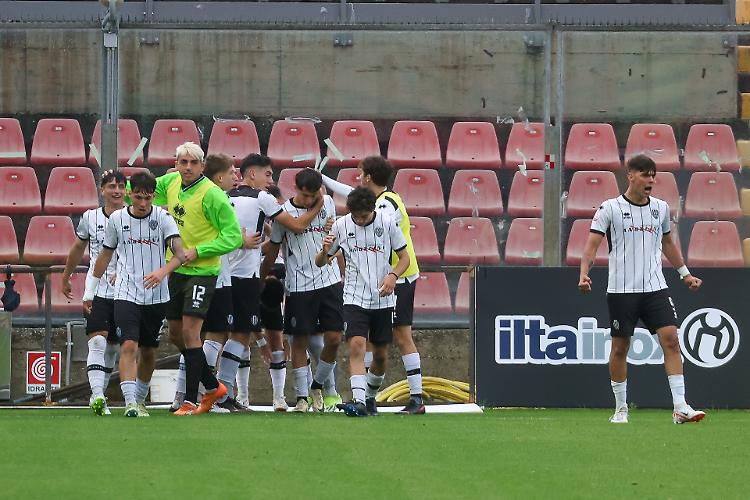 Supercoppa: Cremonese avanti al 45' grazie a Stuckler