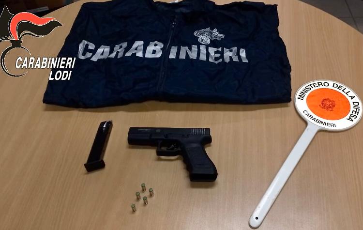 Blitz dell'Arma, sgominata una banda di rapinatori di banche