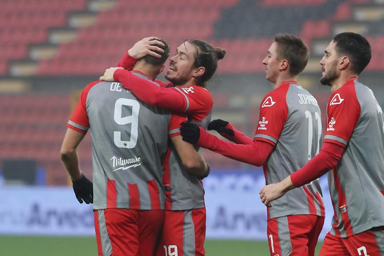 Entra il cigno De Luca e la Cremonese vola: 3-1 contro il Sudtirol