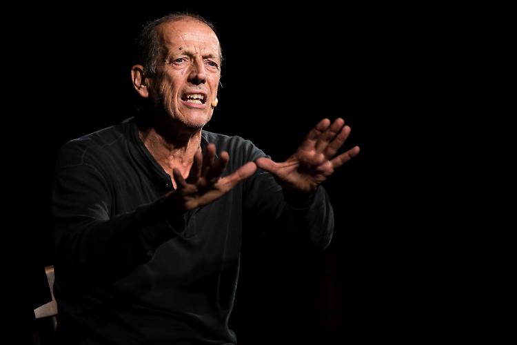 #DIRITTODICRITICA: 'Kohlhaas', vota l'autore della recensione migliore