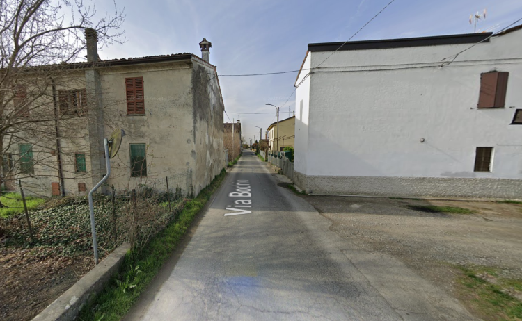 Scontro tra due camioncini della nettezza urbana