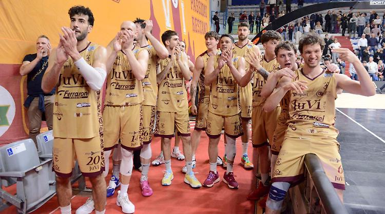 E' una super Juvi contro Livorno