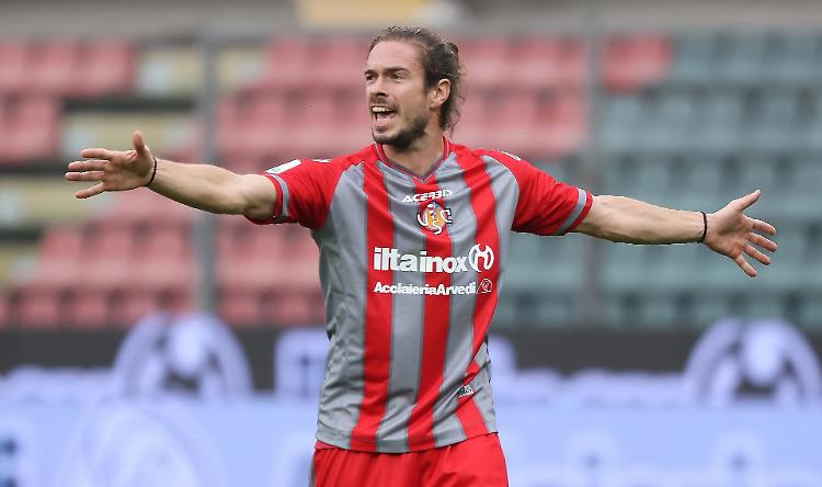 La Cremonese e quelle reti a metà...