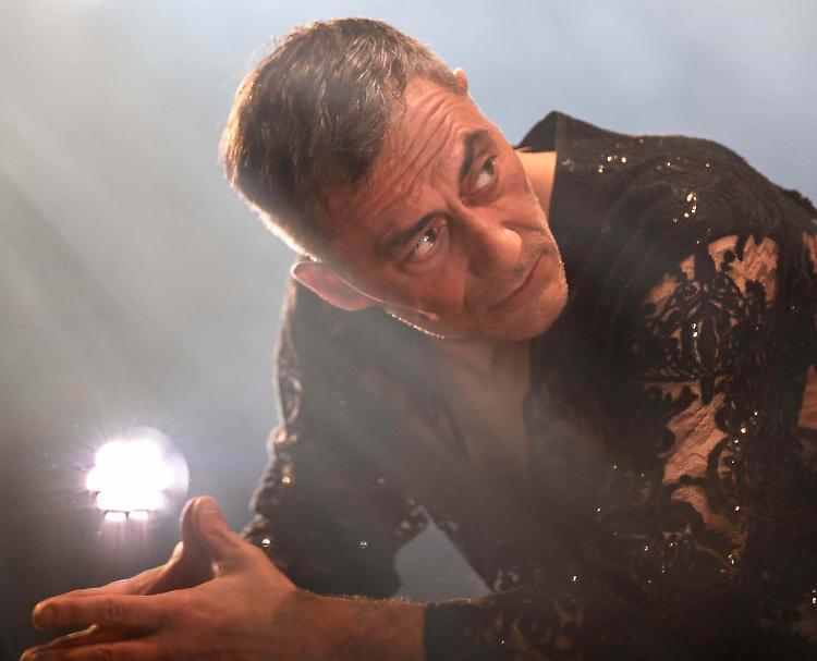 Amleto², Filippo Timi porta al Ponchielli un classico tra ironia, energia e femminilità