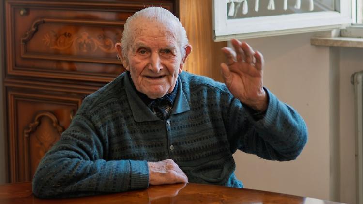 Addio a Mario Bambini, il decano del paese