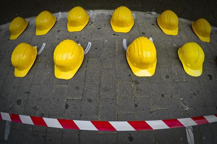 Lavorare stanca, ma in Italia uccide: in 8 mesi 657 morti sul lavoro, 5 in provincia di Cremona